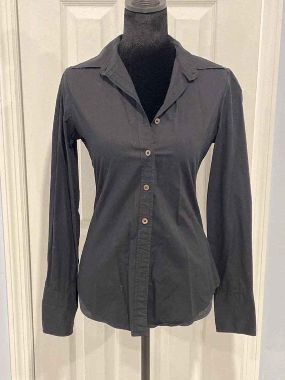 Club Monaco Women’s Black Button-Front Shirt XS/TP